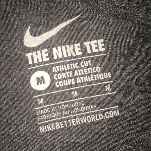 Nike Shirt - Picture 2 of 2